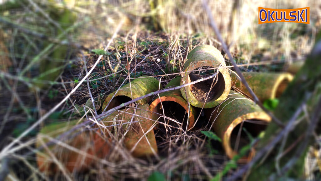 rury odpływowe i ich piękno w buku, niedaleko Stęszewa, 9 km od Opalenicy, 50 min od Nowego Tomyśla