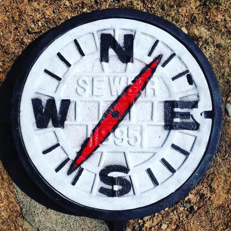 Studzienki kanalizacyjne w wykonaniu Toma Boba, Wuko Okulski postuluje za wdrożeniem w  Gnieźnie w Wielkopolsce