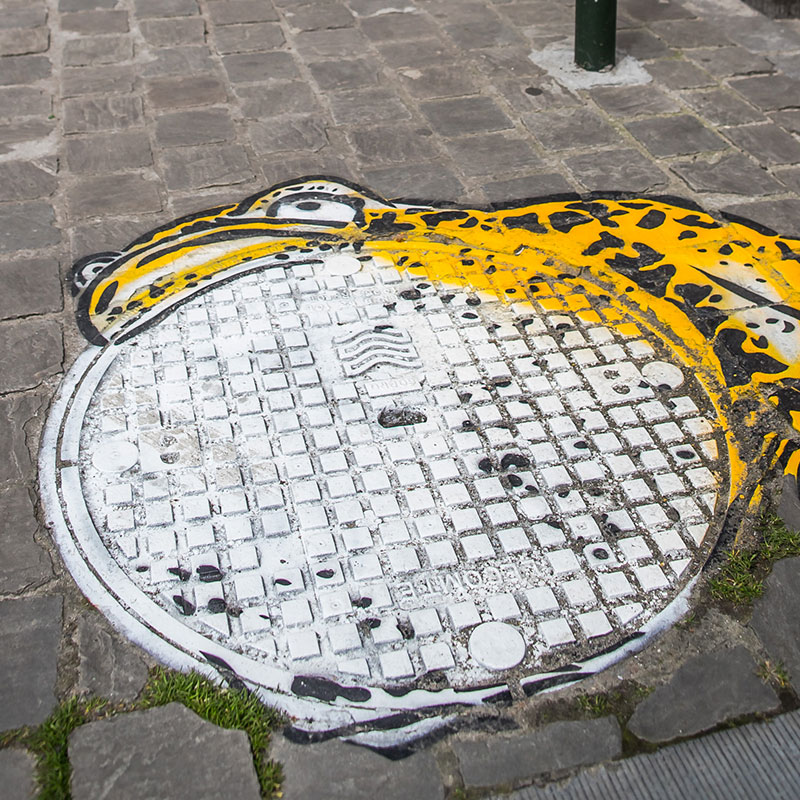 Studzienka kanalizacyjna poprawiona przez OakOak., Wuko Okulski