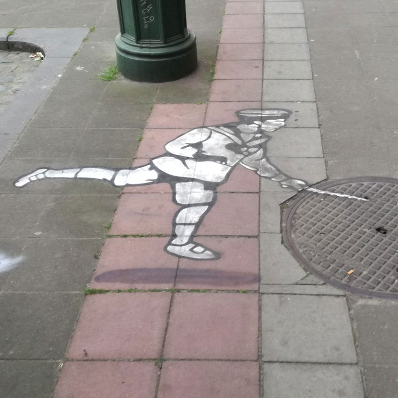 Studzienka kanalizacyjna poprawiona przez OakOak., Wuko Okulski